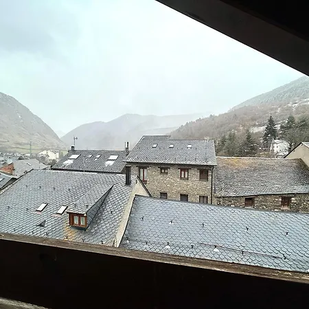 Apartment Duplex Amb Encant Al Centre D'espot By Rural D'aneu Espot